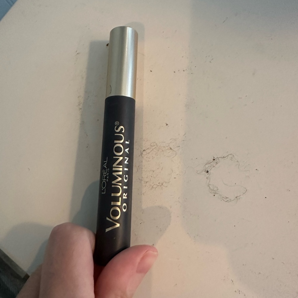 Assorted Mascara Collection - Picture 4 of 7